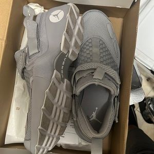 Jordan trimmer LX mens 9.5 only worn once